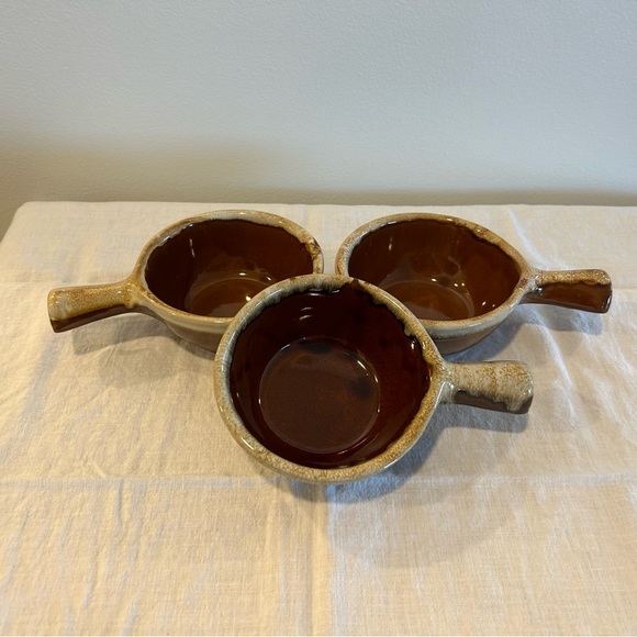 3 Monmouth Maple Leaf USA Brown Pottery Drip Glaze Handled Soup Bowls 0901 - Picture 6 of 7